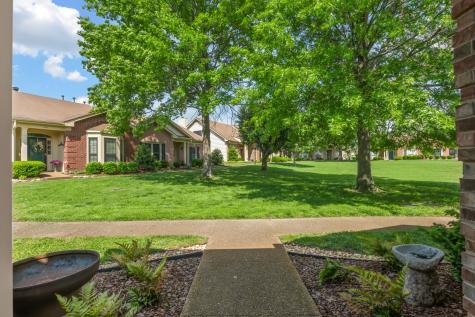 8542 Sawyer Brown Road Nashville TN 37221