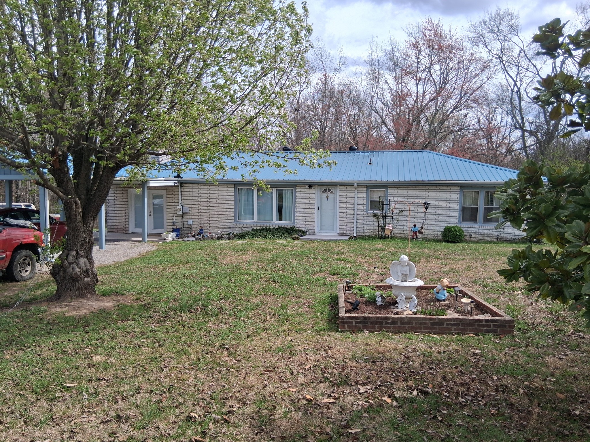 5000 Highway 100 Lyles TN 37098