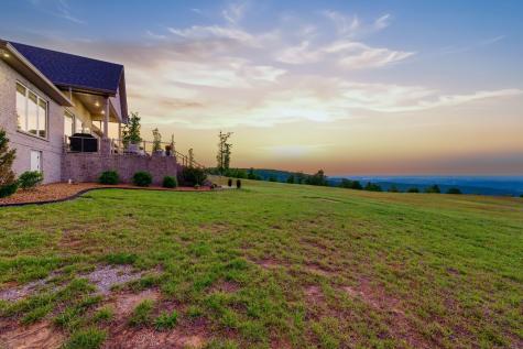 577 Box House Road Belvidere TN 37306