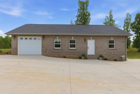 577 Box House Road Belvidere TN 37306