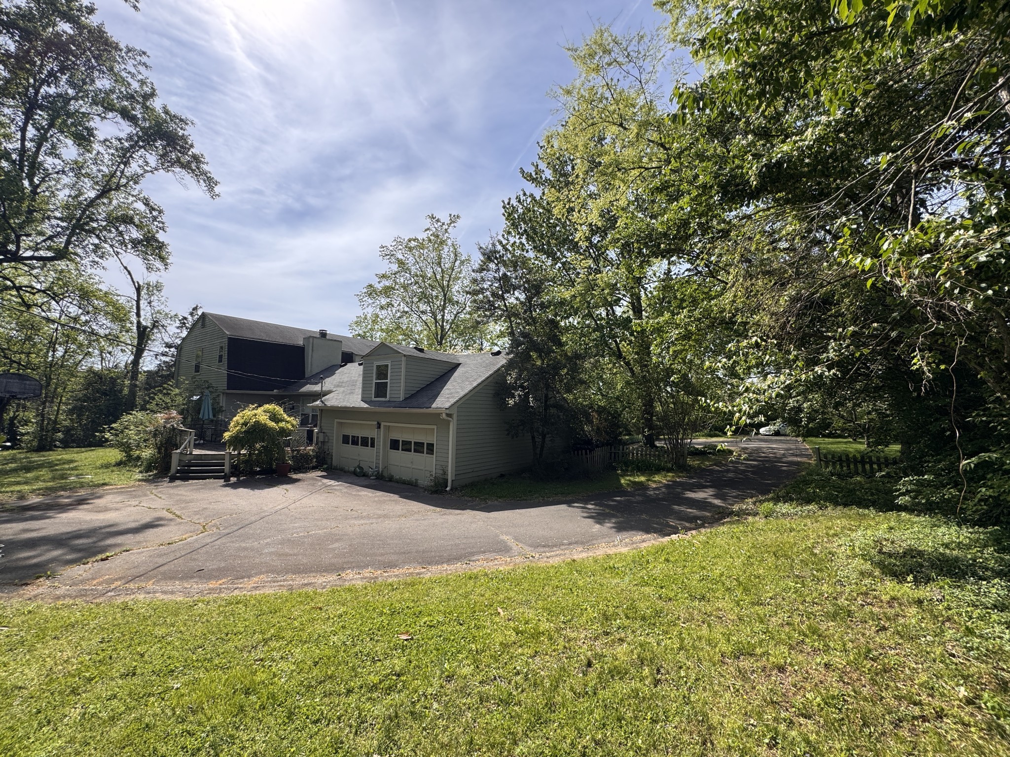 100 Bellevue Dr, W Nashville TN 37205