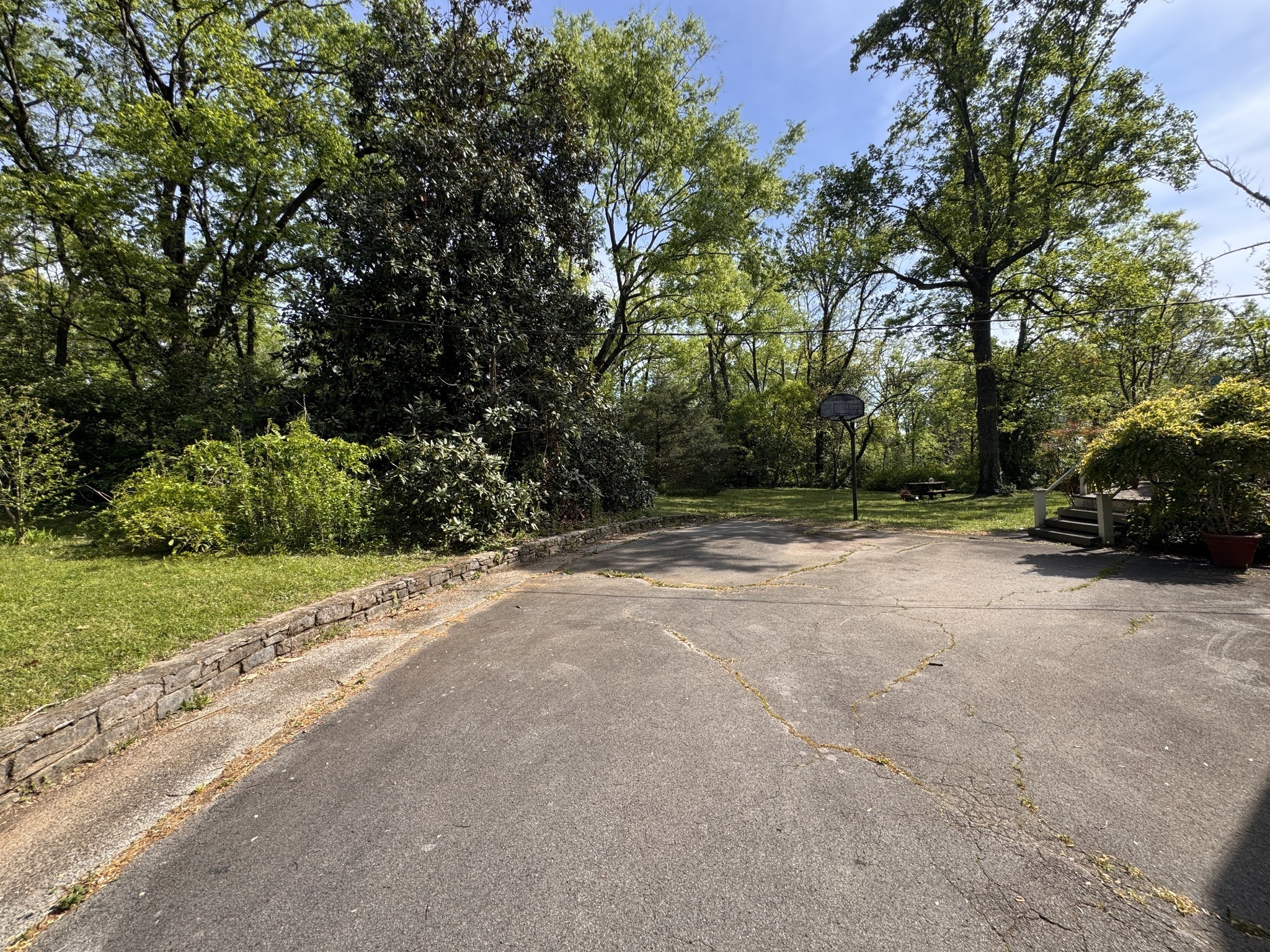 100 Bellevue Dr, W Nashville TN 37205