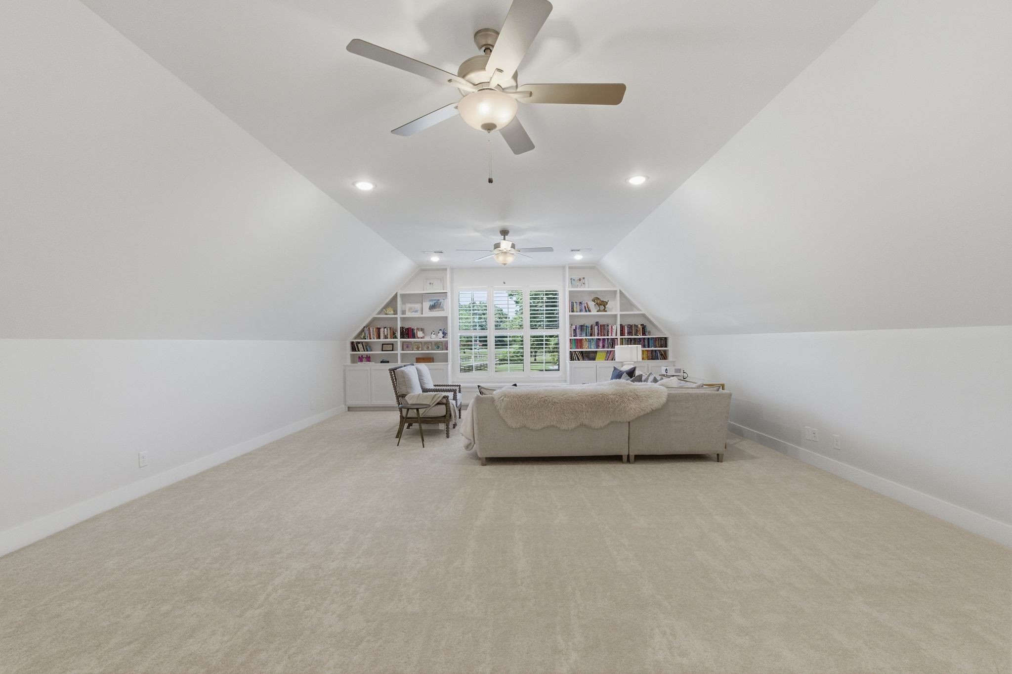 17845 Highway 76, E Springfield TN 37172