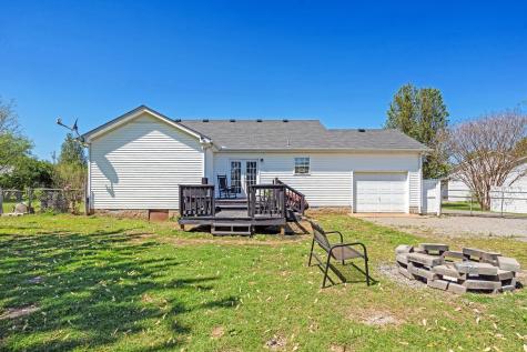 120 E Crawford Court Bell Buckle TN 37020