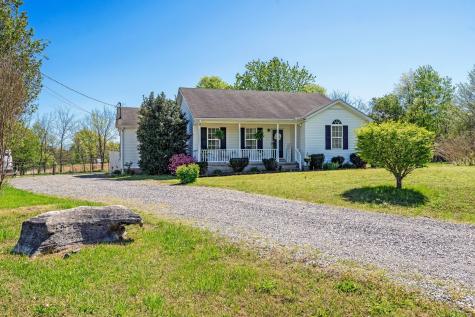 120 E Crawford Court Bell Buckle TN 37020