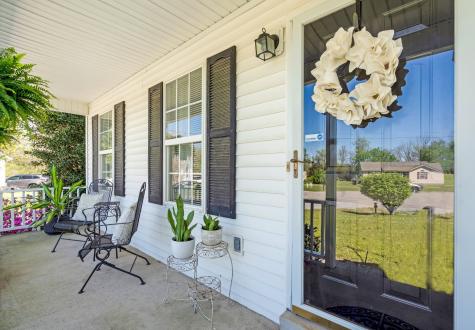 120 E Crawford Court Bell Buckle TN 37020
