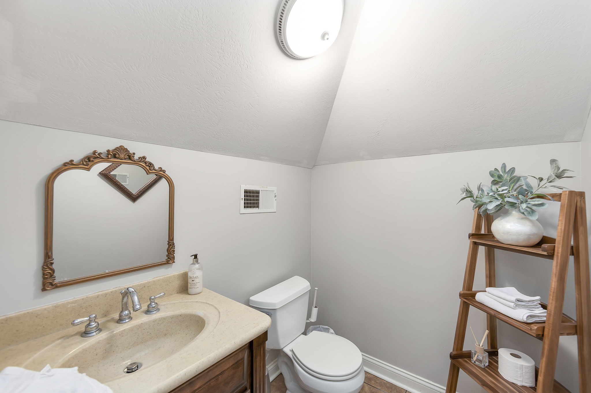 4320 Timberlake Wildersville Road Lexington TN 38351