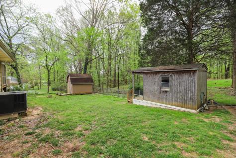 311 Oakwood Lane Paris TN 38242