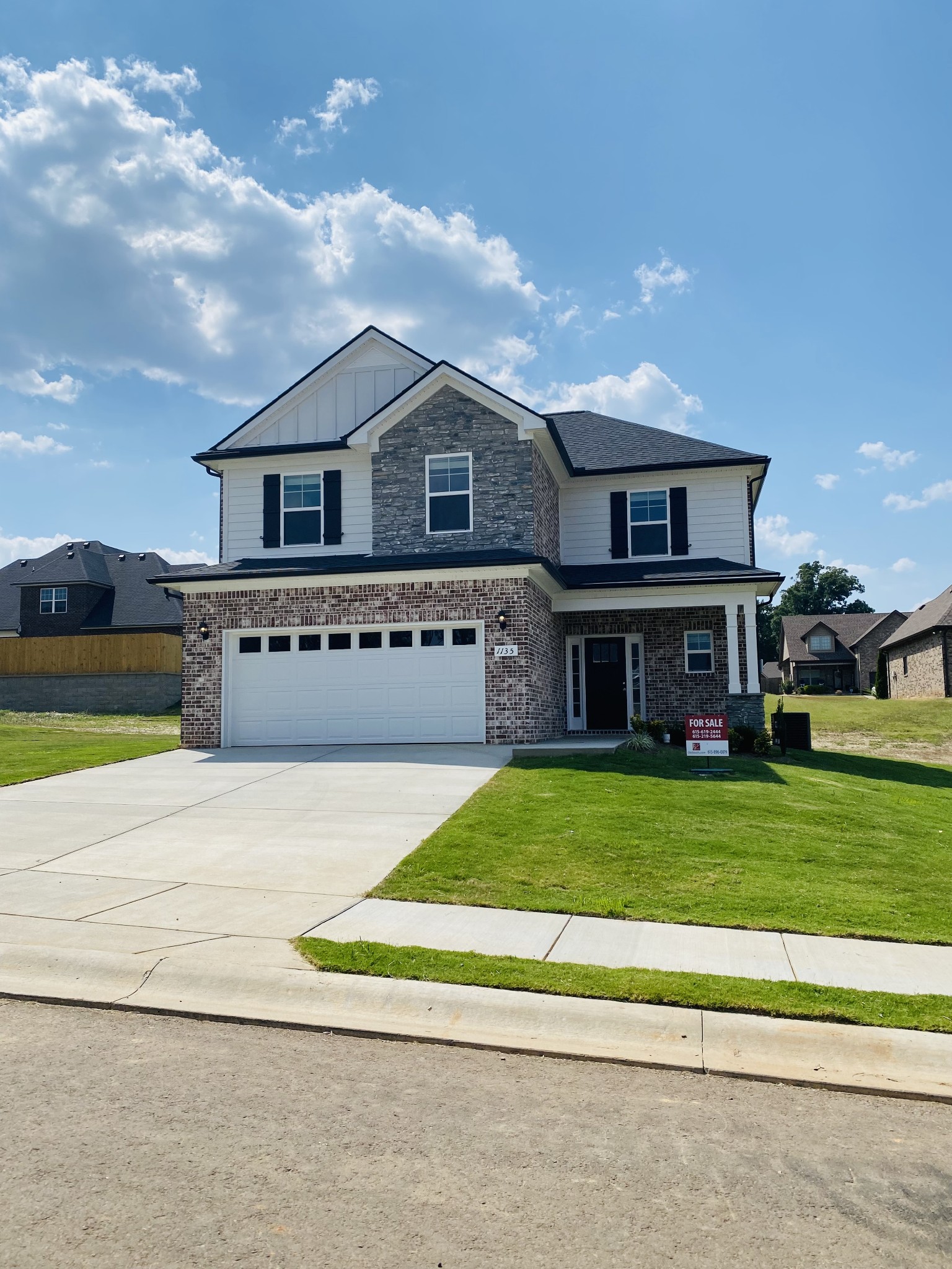 1135 Amber Hills Drive Ashland City TN 37015