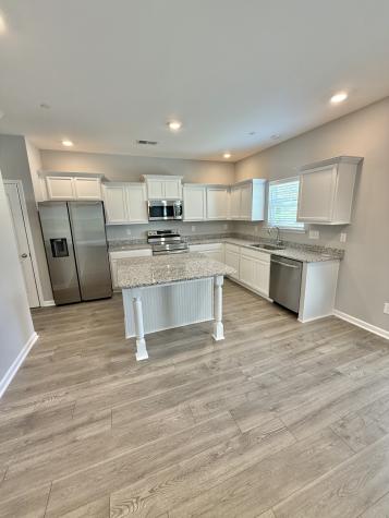 1135 Amber Hills Drive Ashland City TN 37015