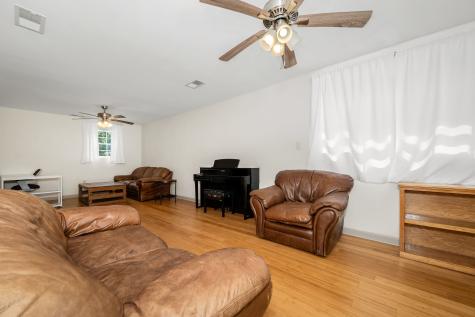 1555 Gassaway Main Street Liberty TN 37095