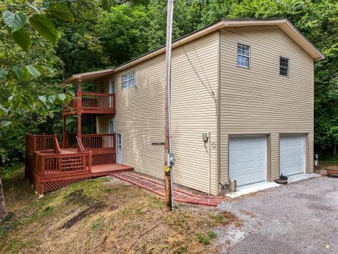 1555 Gassaway Main Street Liberty TN 37095