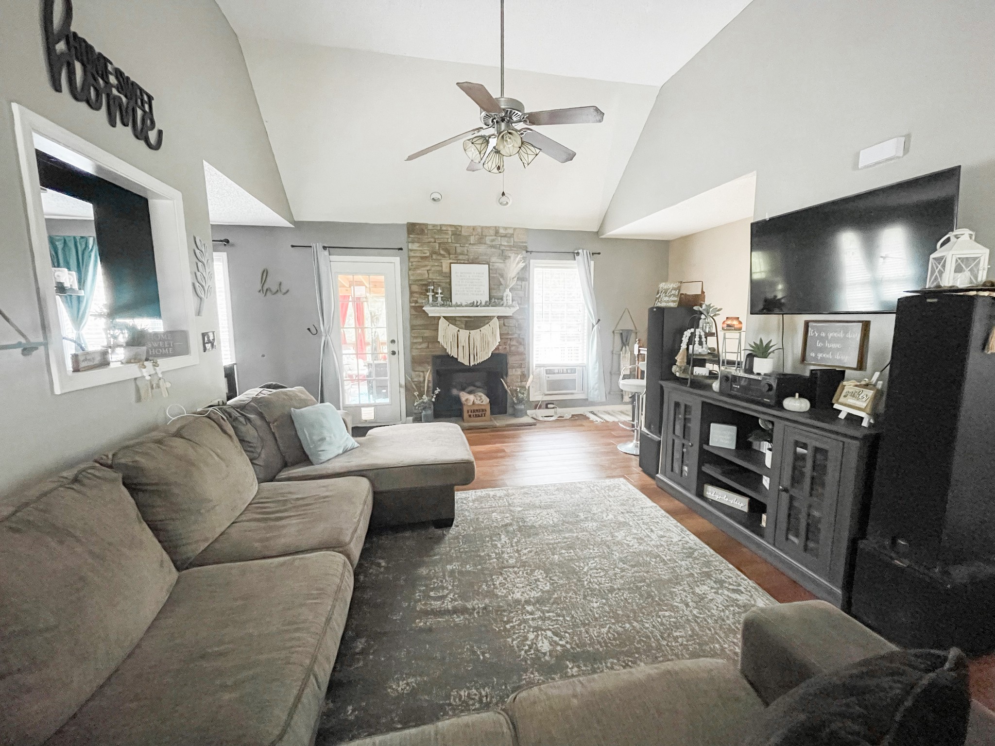 89 West Drive Clarksville TN 37040