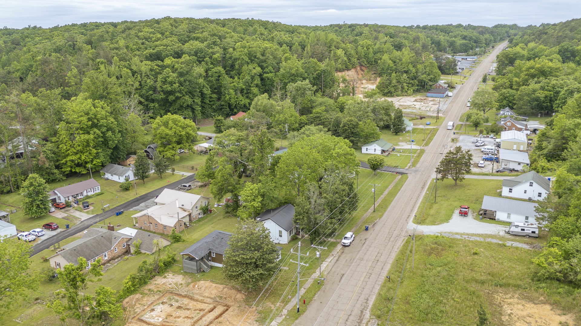 411 Highway 64, W Waynesboro TN 38485