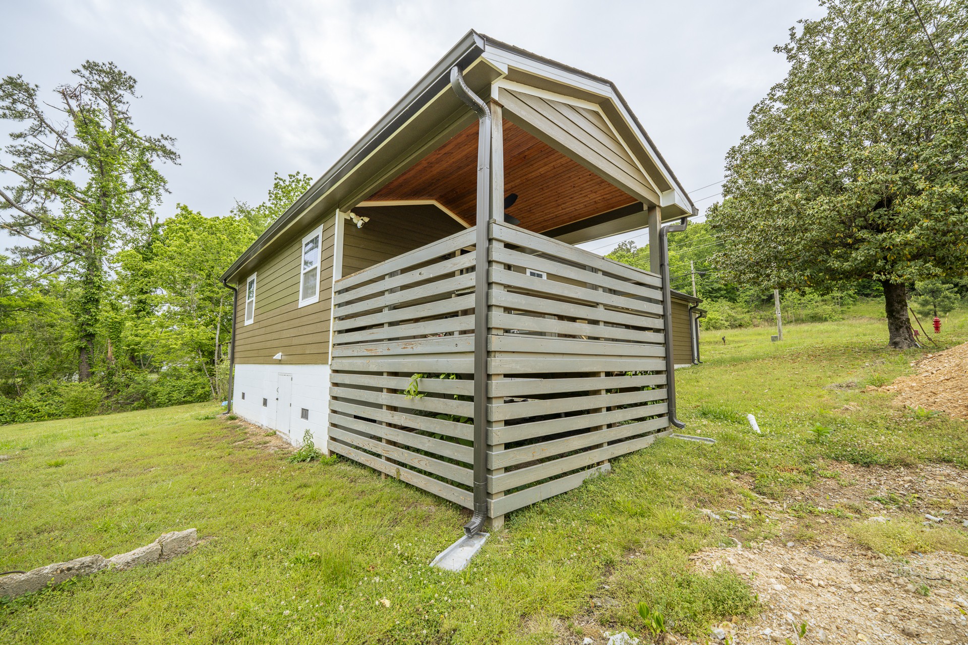 411 Highway 64, W Waynesboro TN 38485