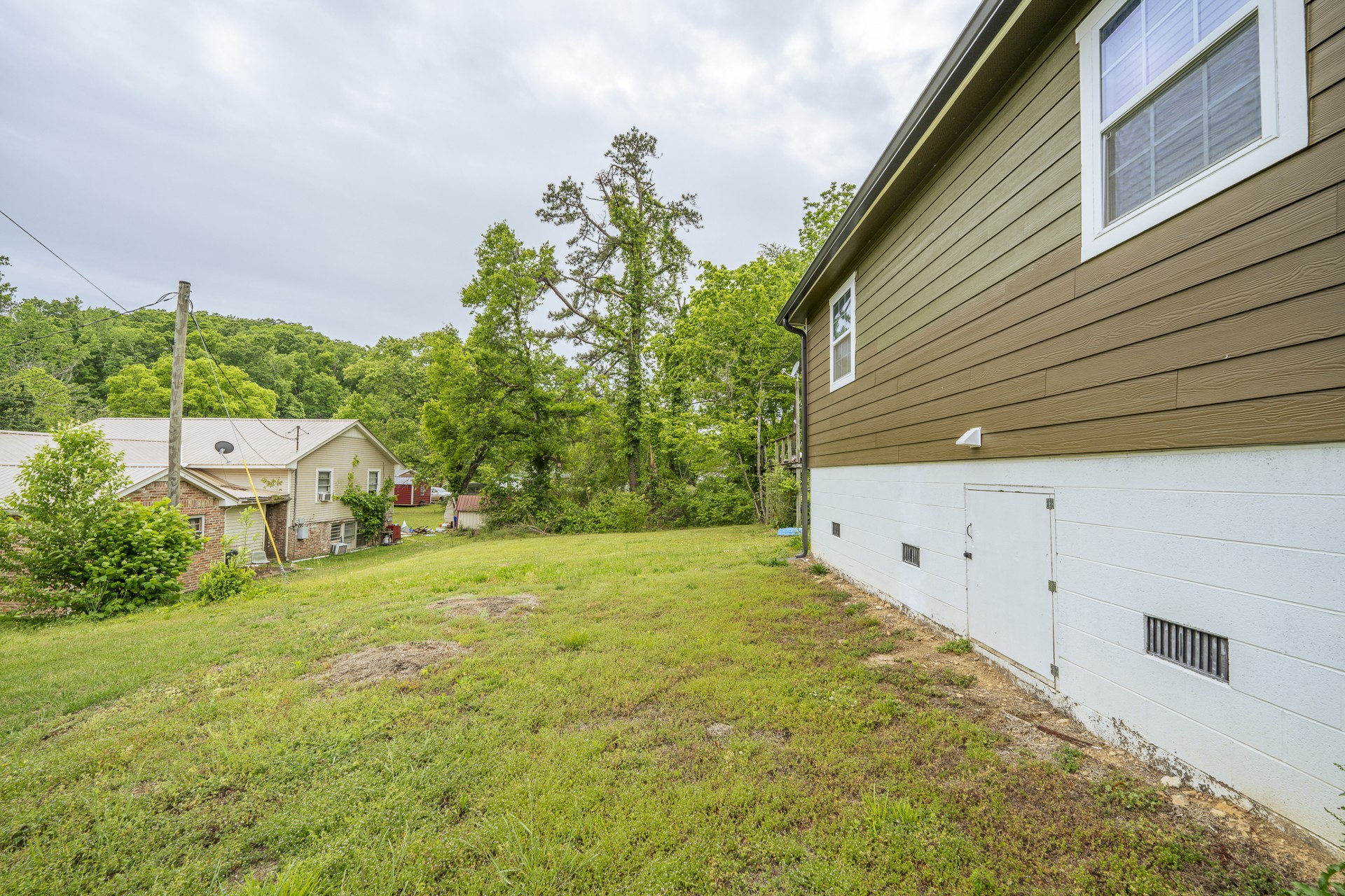 411 Highway 64, W Waynesboro TN 38485