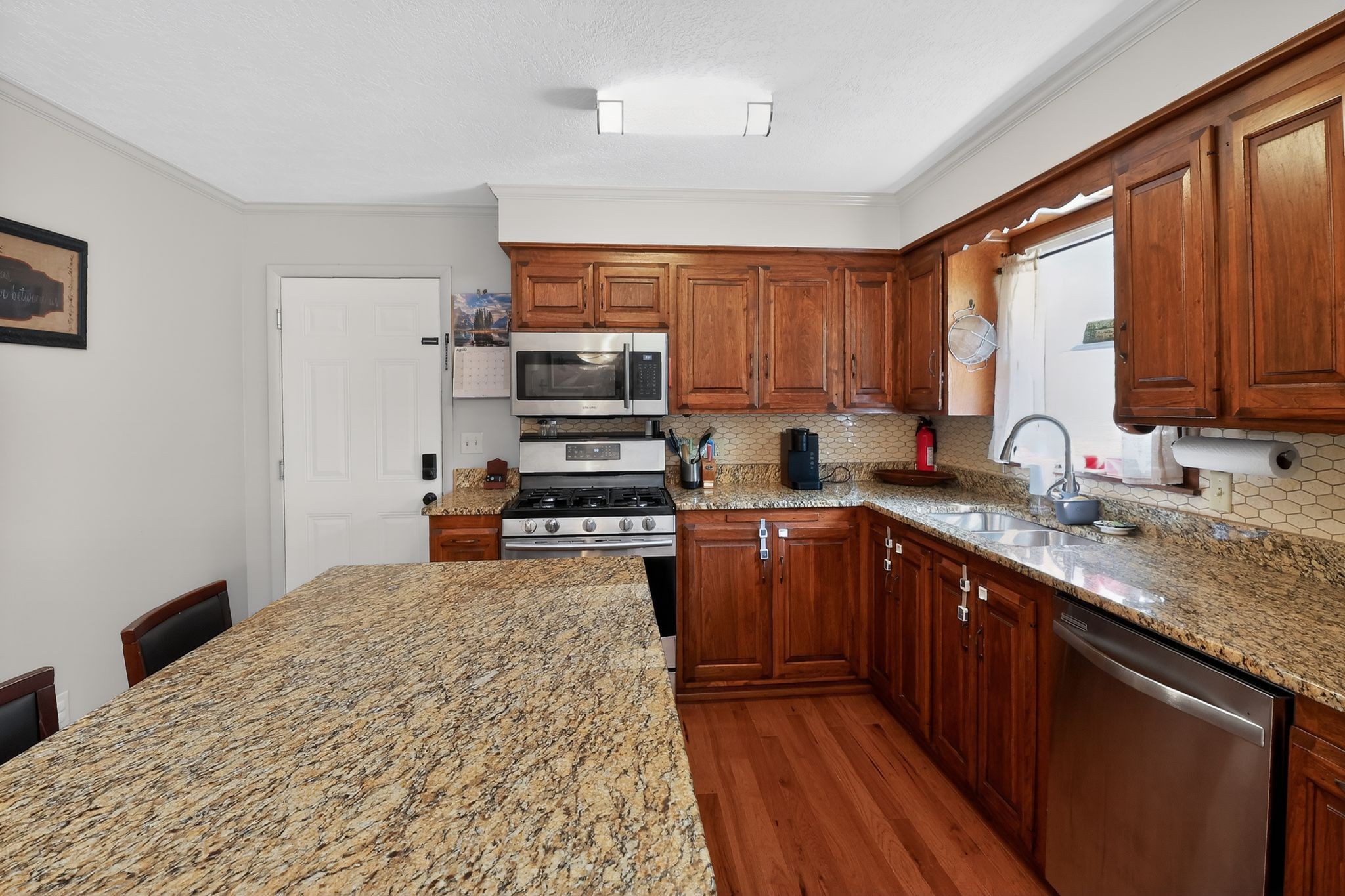906 Riverside Circle Celina TN 38551