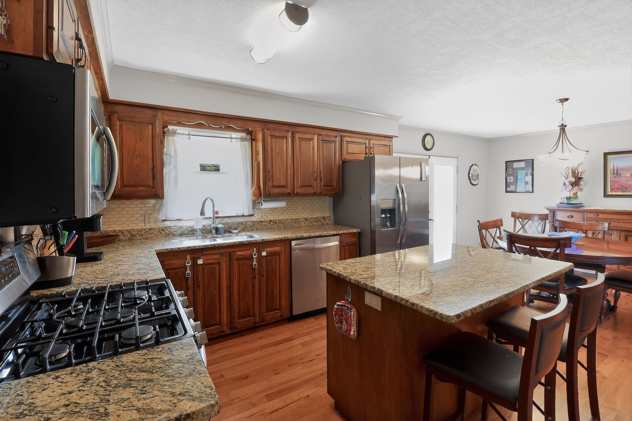 906 Riverside Circle Celina TN 38551