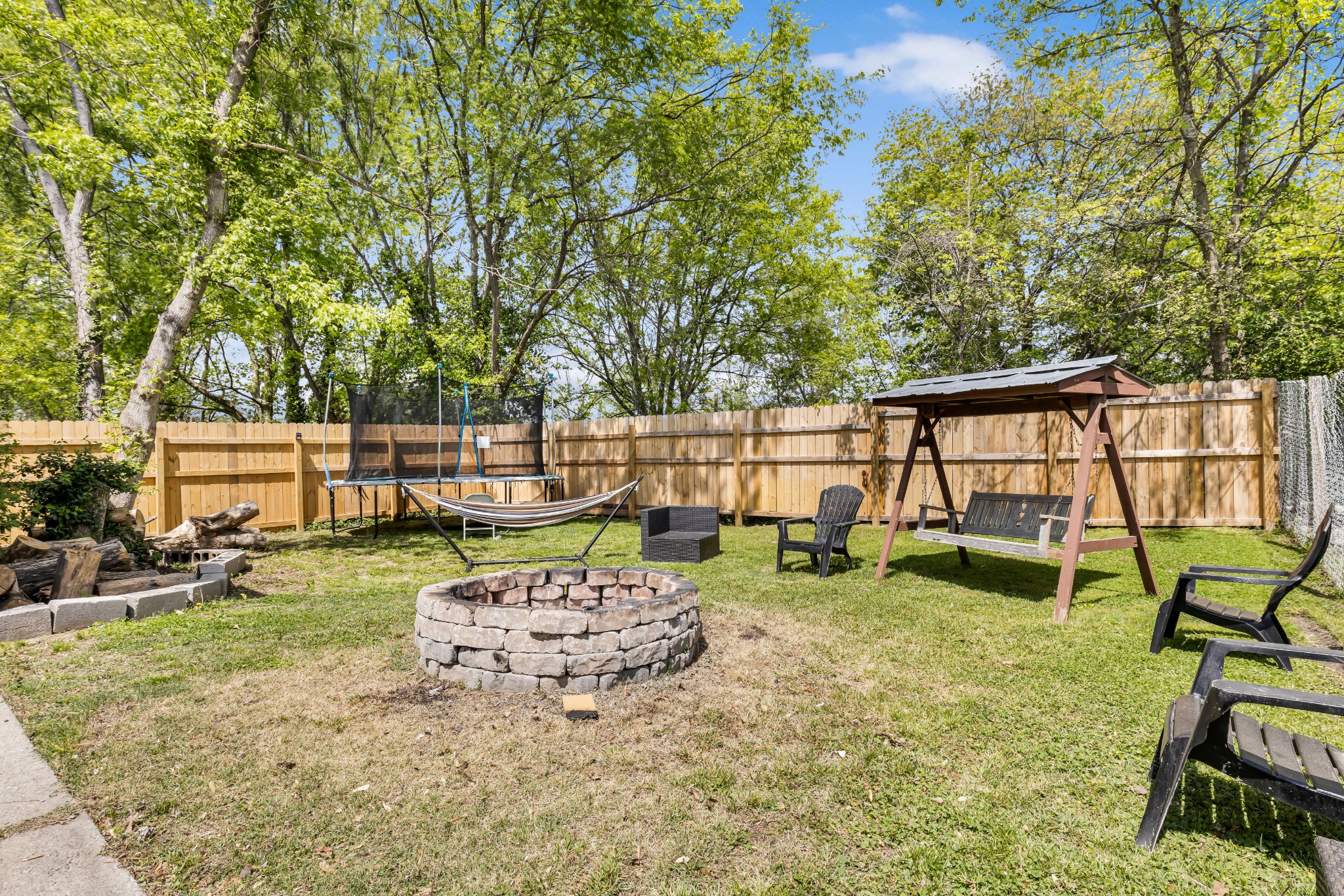 795 19th Ave, W Springfield TN 37172