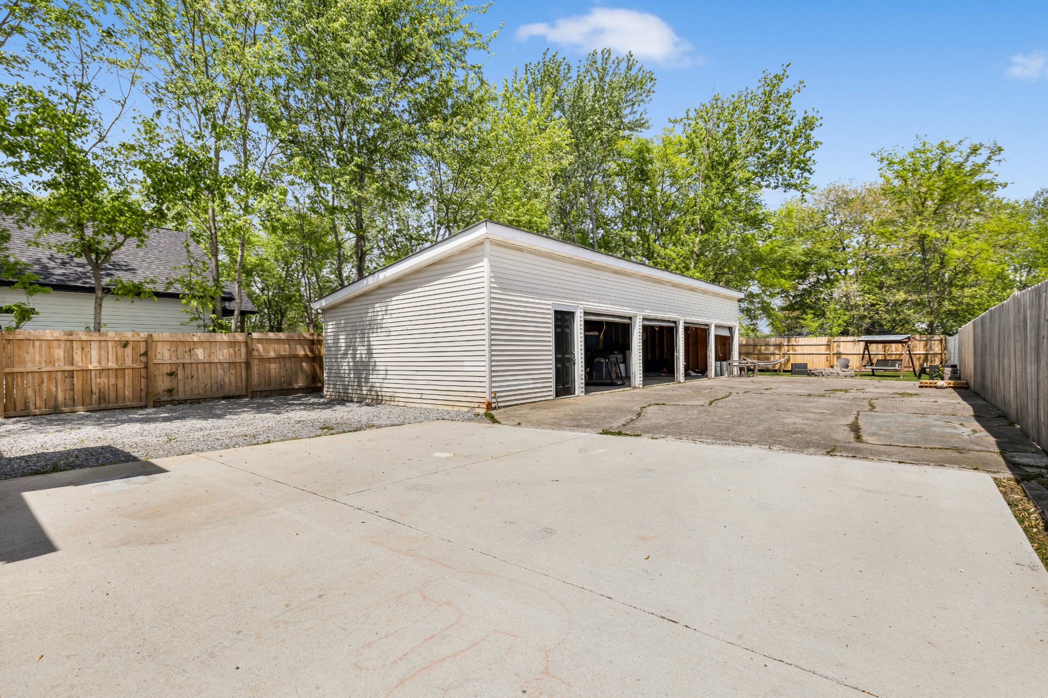 795 19th Ave, W Springfield TN 37172