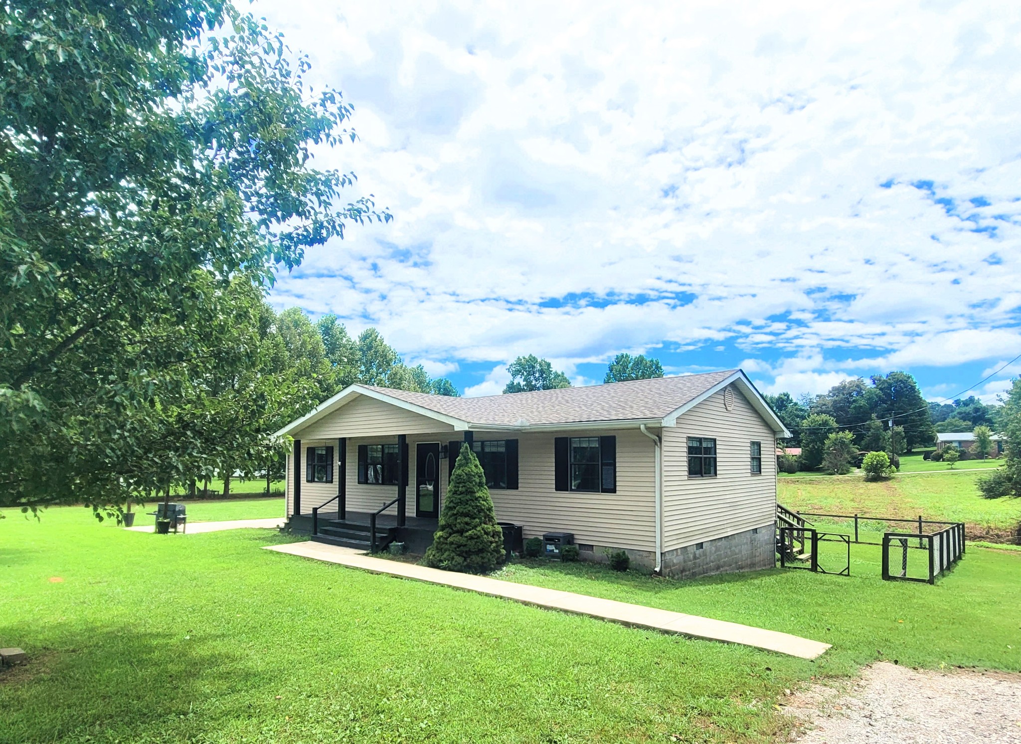 454 Hidden Valley Circle Mc Minnville TN 37110
