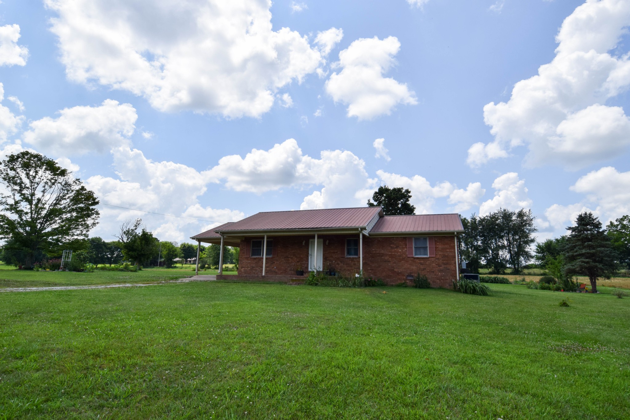 135 Old Highway 52w Portland TN 37148