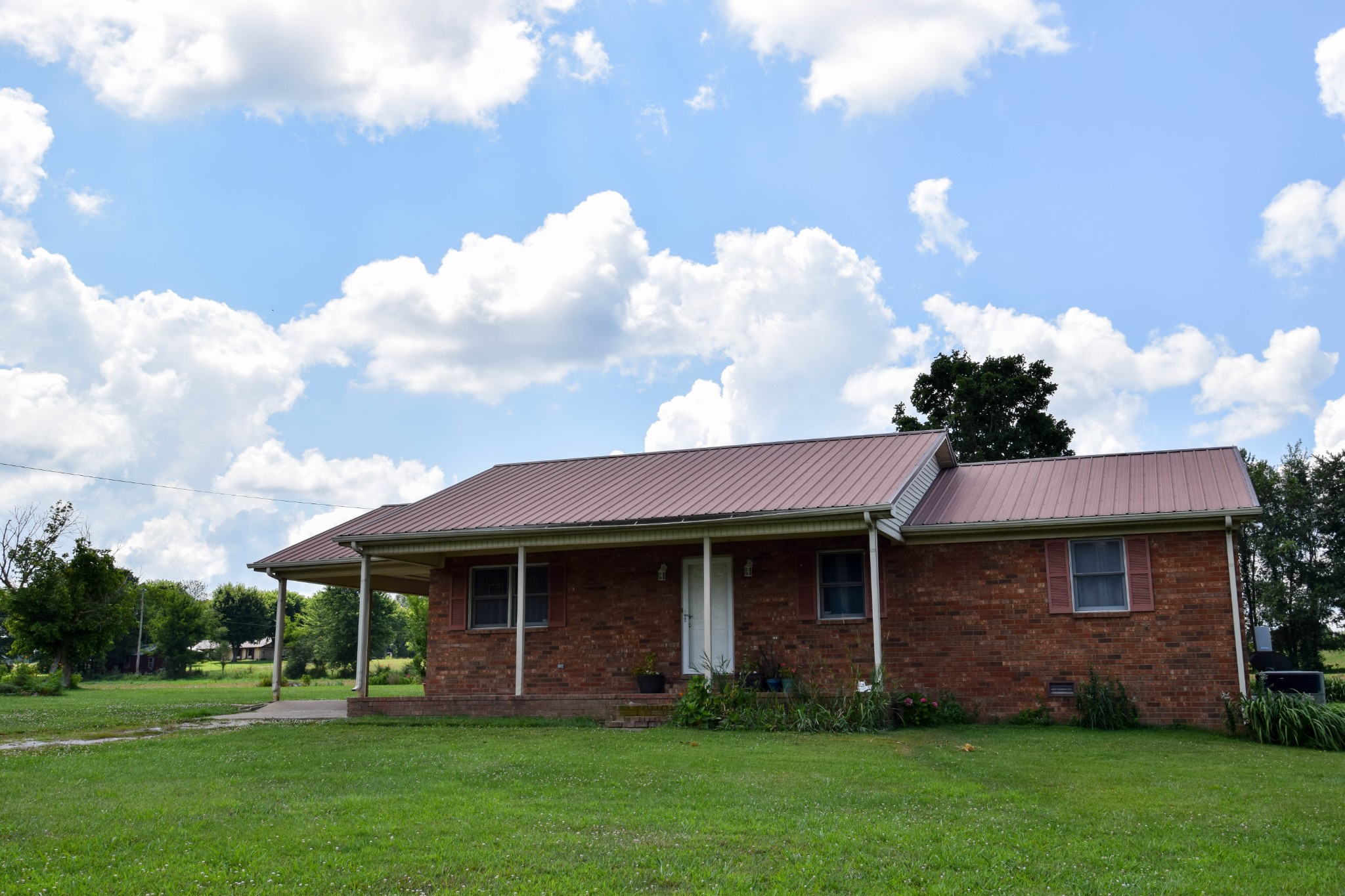 135 Old Highway 52w Portland TN 37148