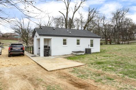 1812 Cherokee Drive Columbia TN 38401