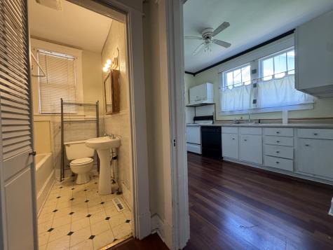 1427A Roberts Avenue Nashville TN 37206
