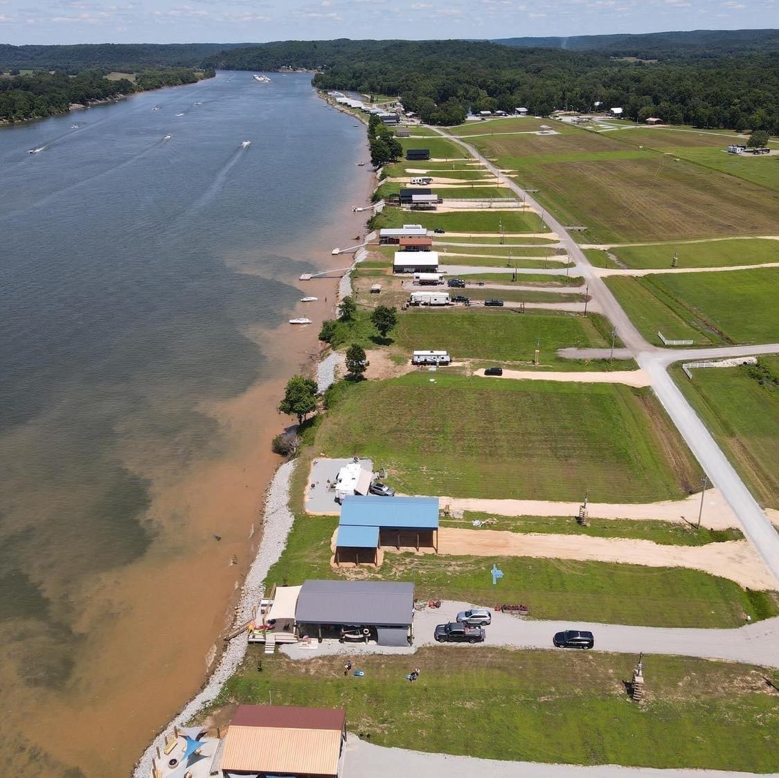 715 River Front Drive Clifton TN 38425