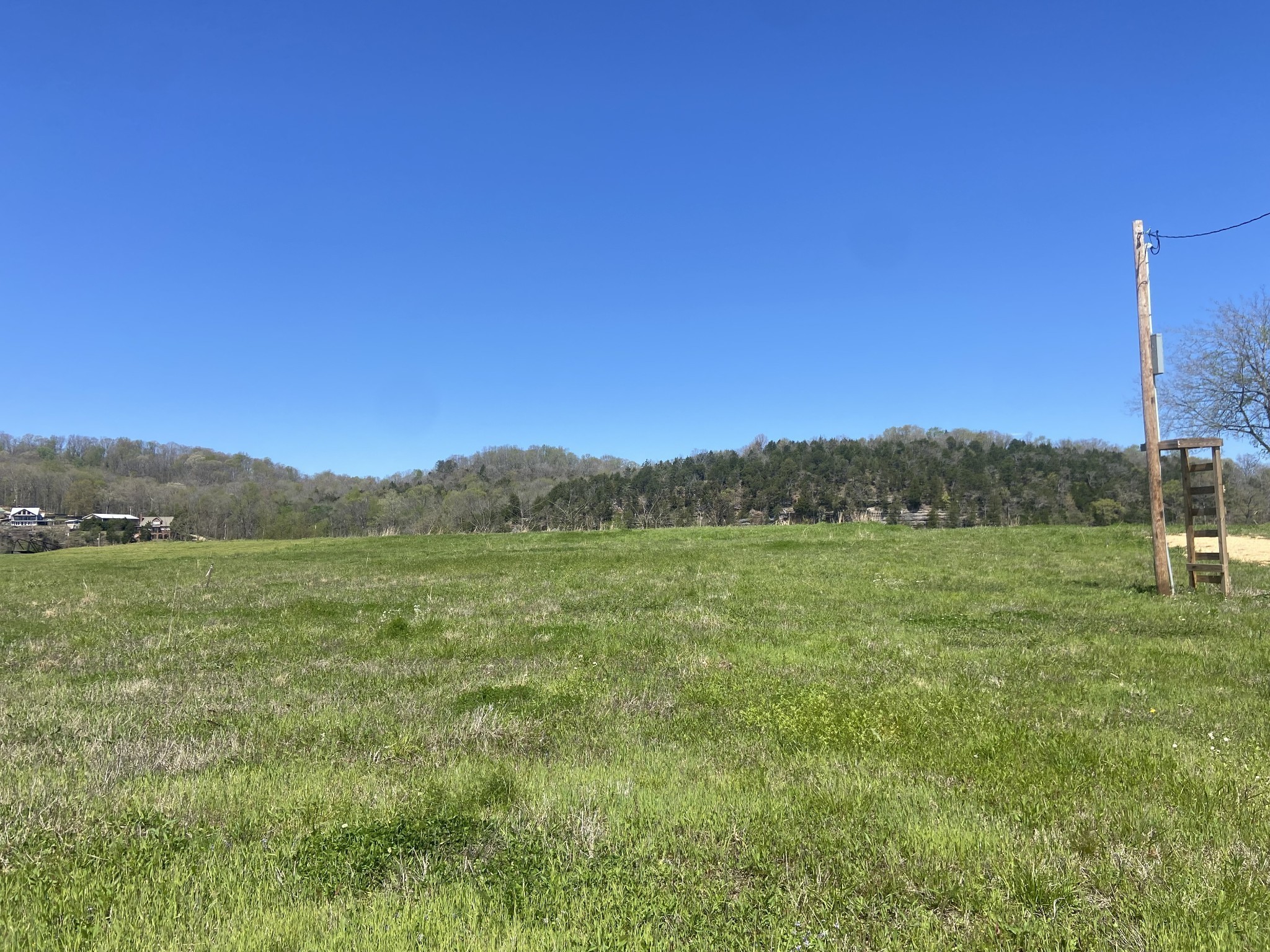 715 River Front Drive Clifton TN 38425