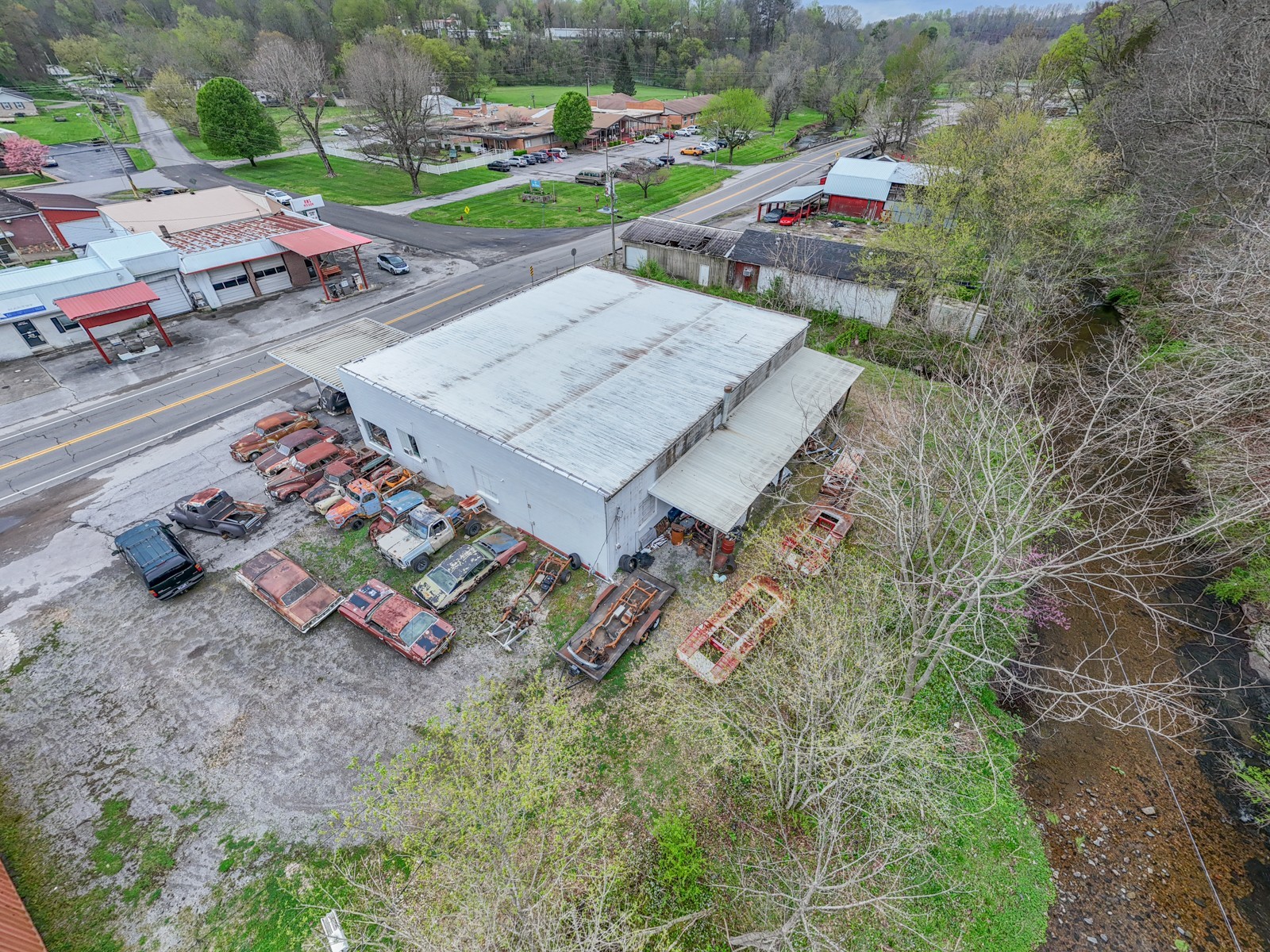 290 Main Street Red Boiling Springs TN 37150