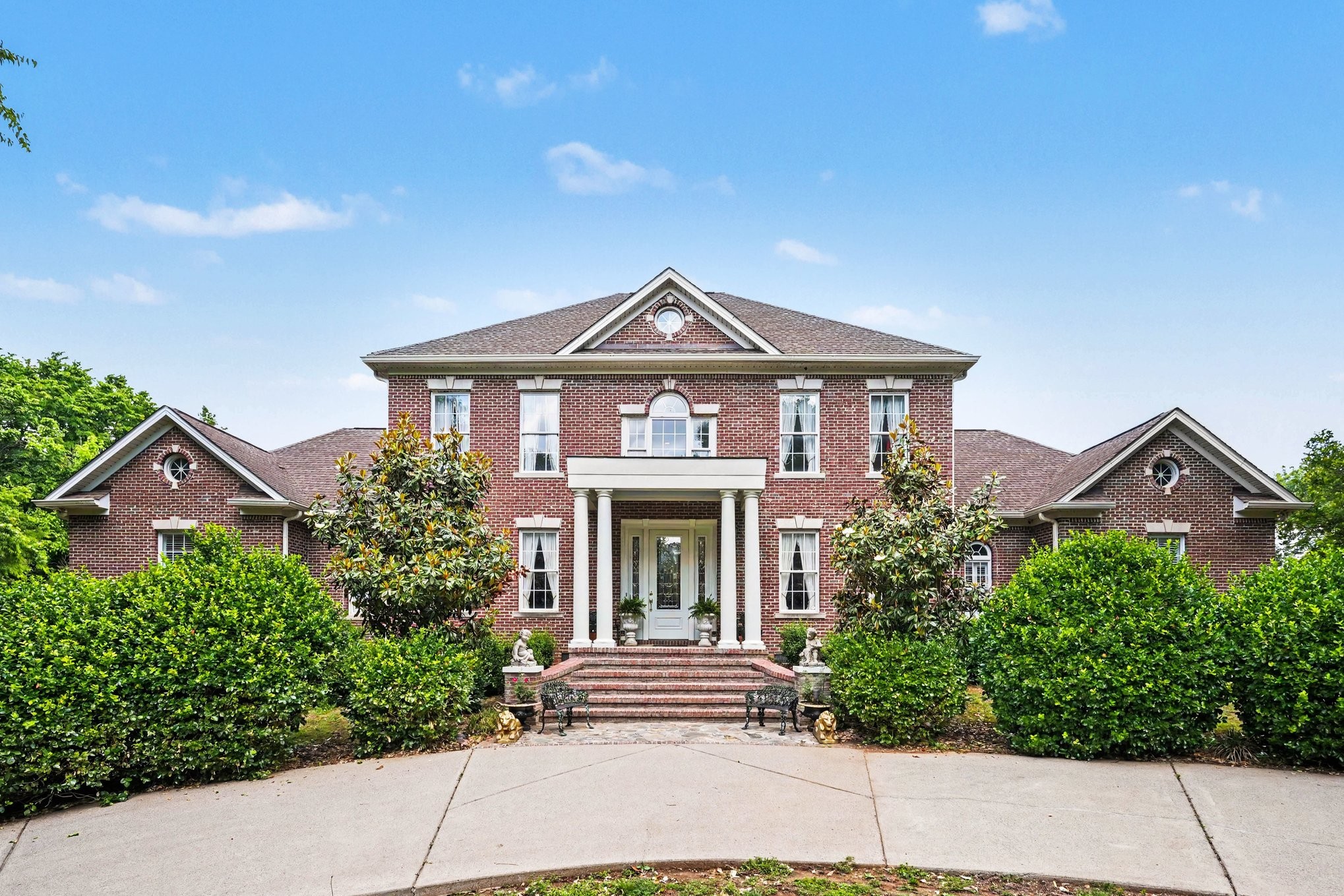 1523 North Main Street Mount Pleasant TN 38474