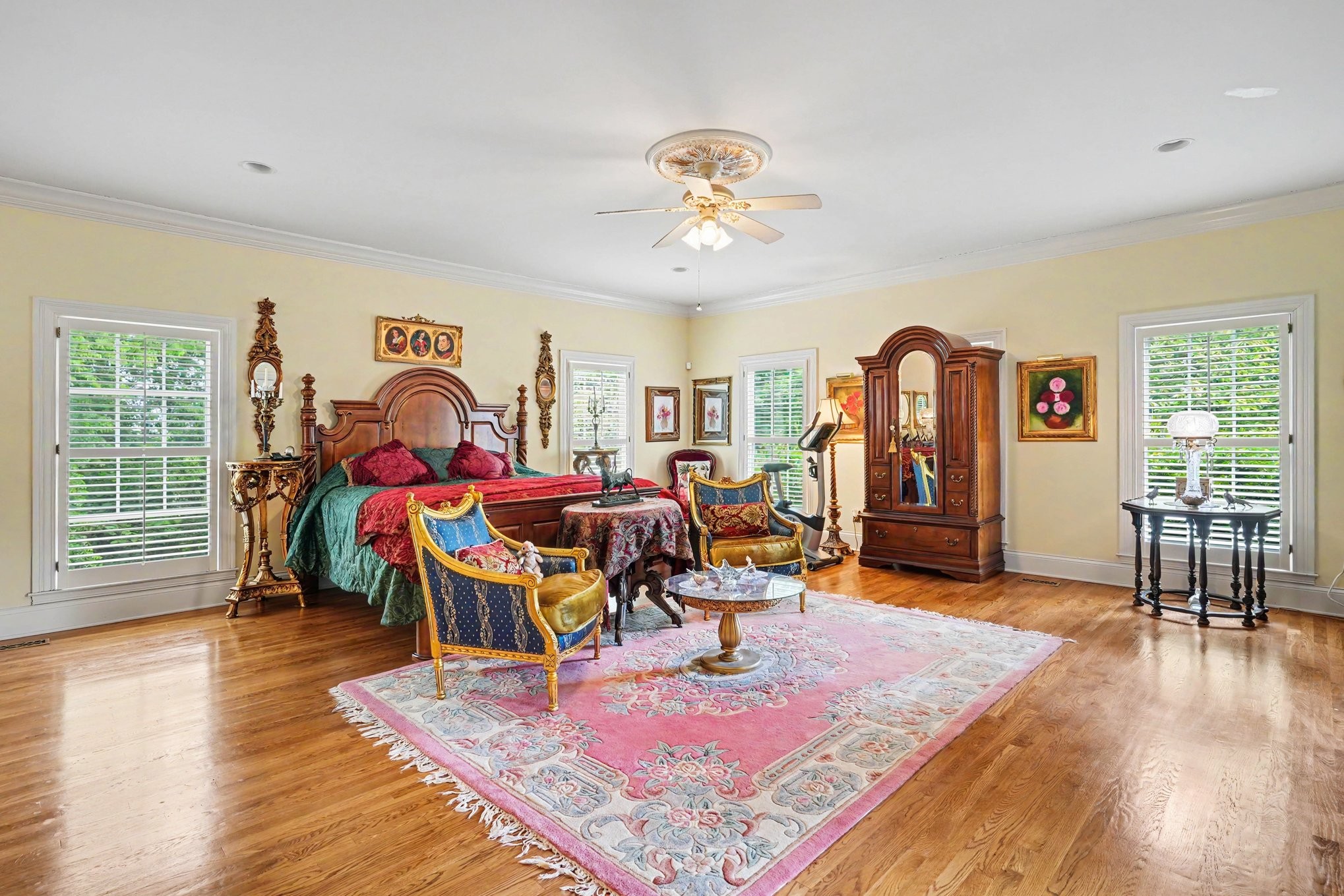 1523 North Main Street Mount Pleasant TN 38474