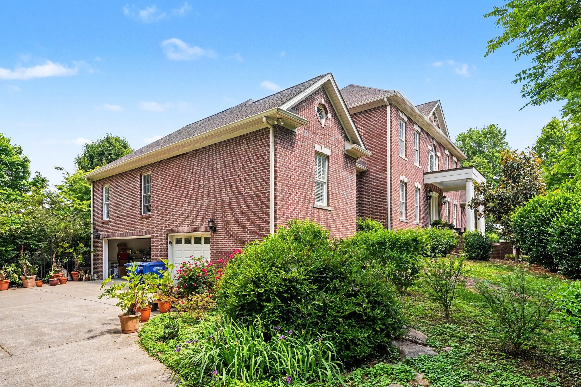 1523 North Main Street Mount Pleasant TN 38474