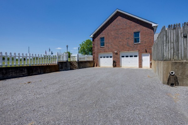 1224 Stop 30 Road Hendersonville TN 37075