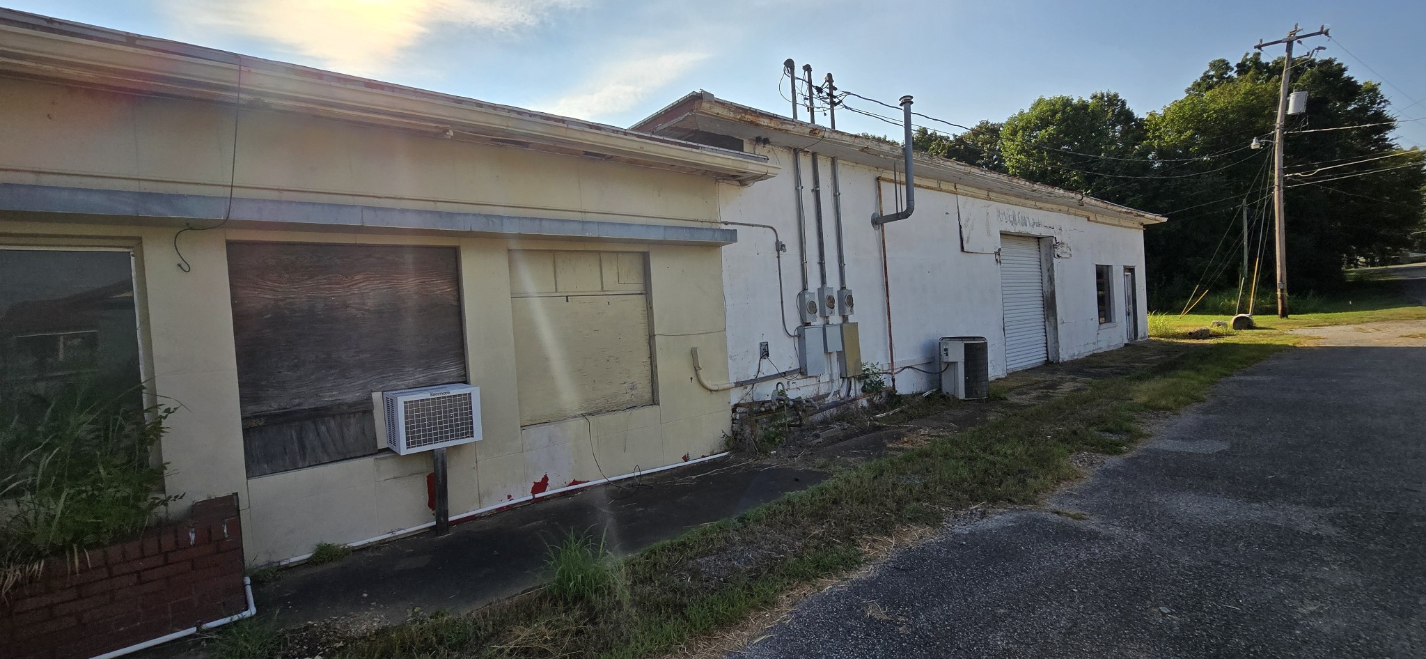 212 Broadway Avenue New Johnsonville TN 37134