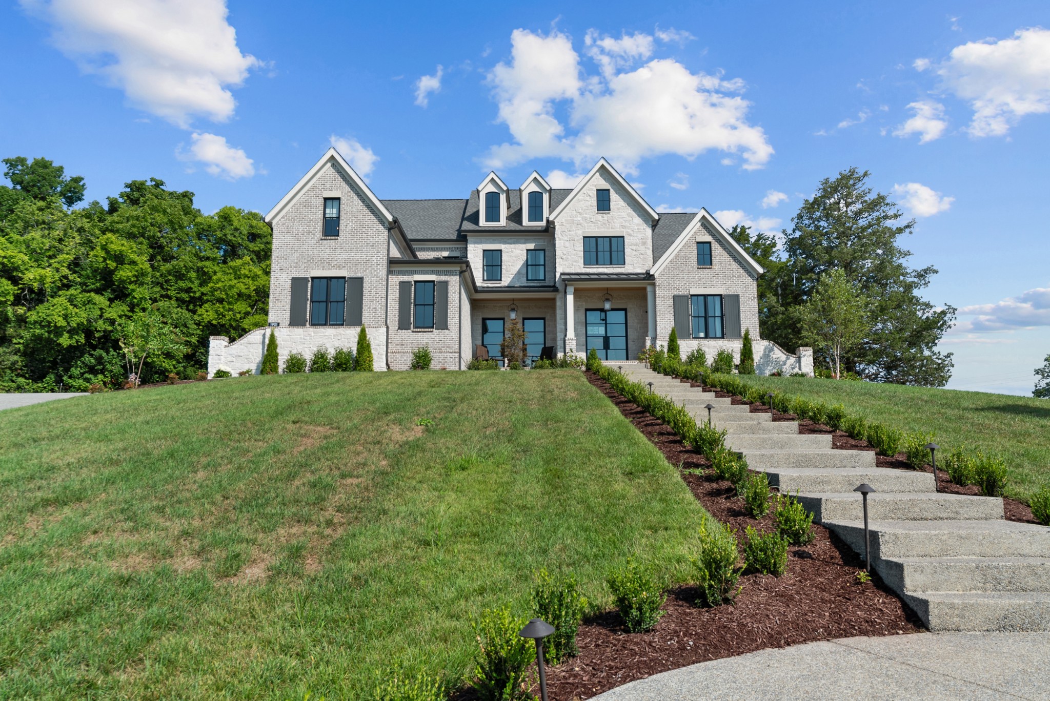 9900 Amarosa Court Brentwood TN 37027