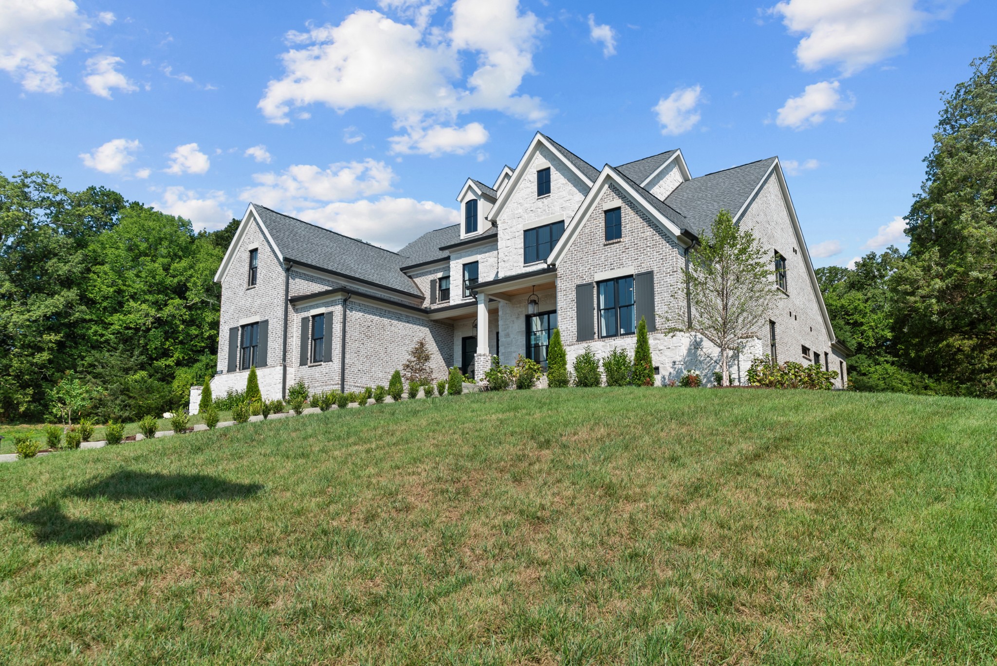 9900 Amarosa Court Brentwood TN 37027
