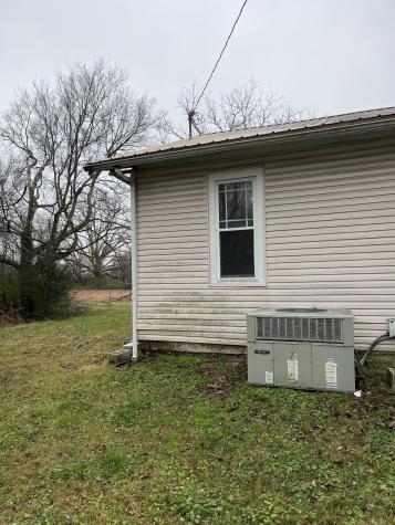 118 Swan Avenue Hohenwald TN 38462