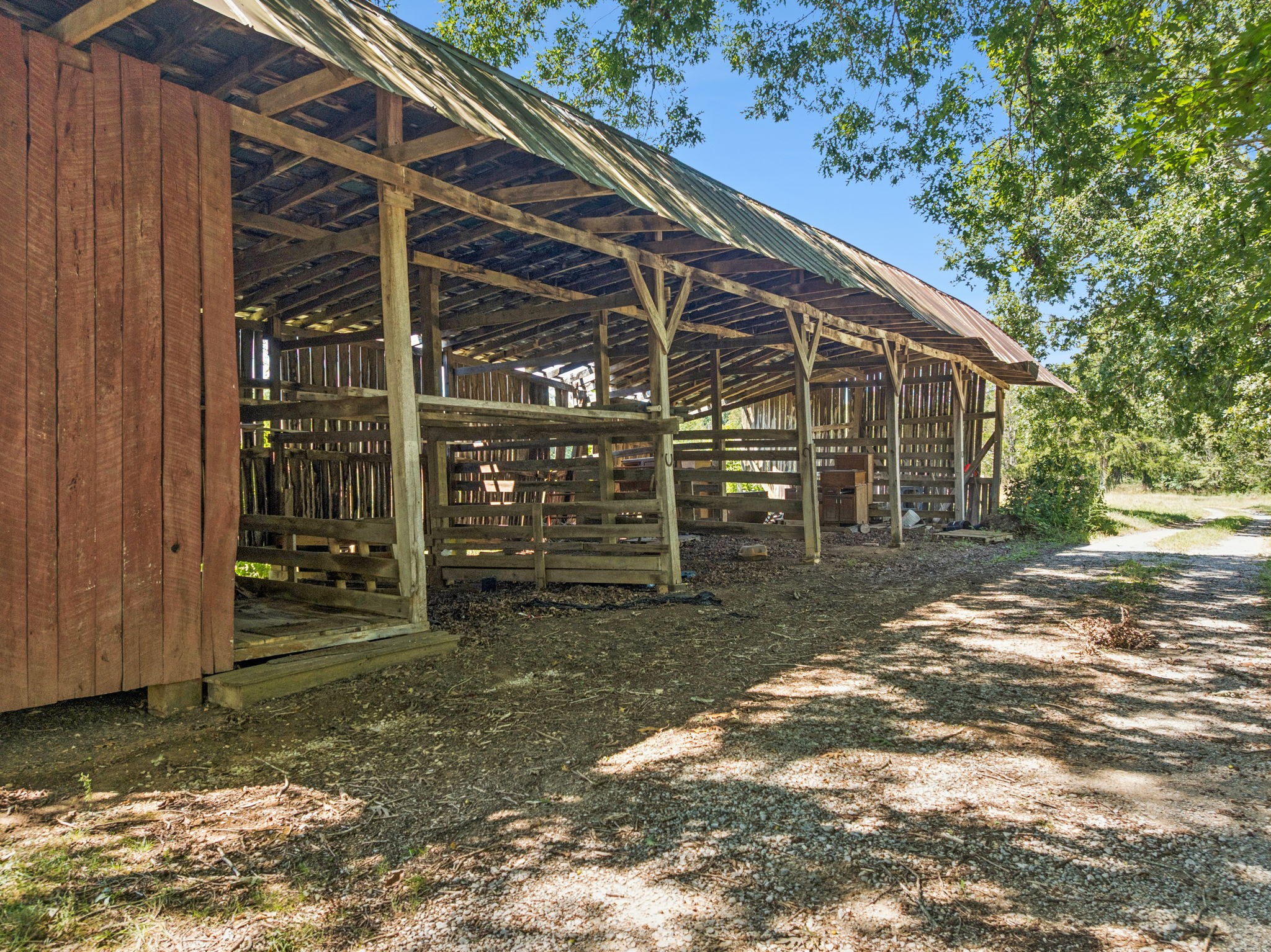 8272 Burgess Falls Road Baxter TN 38544