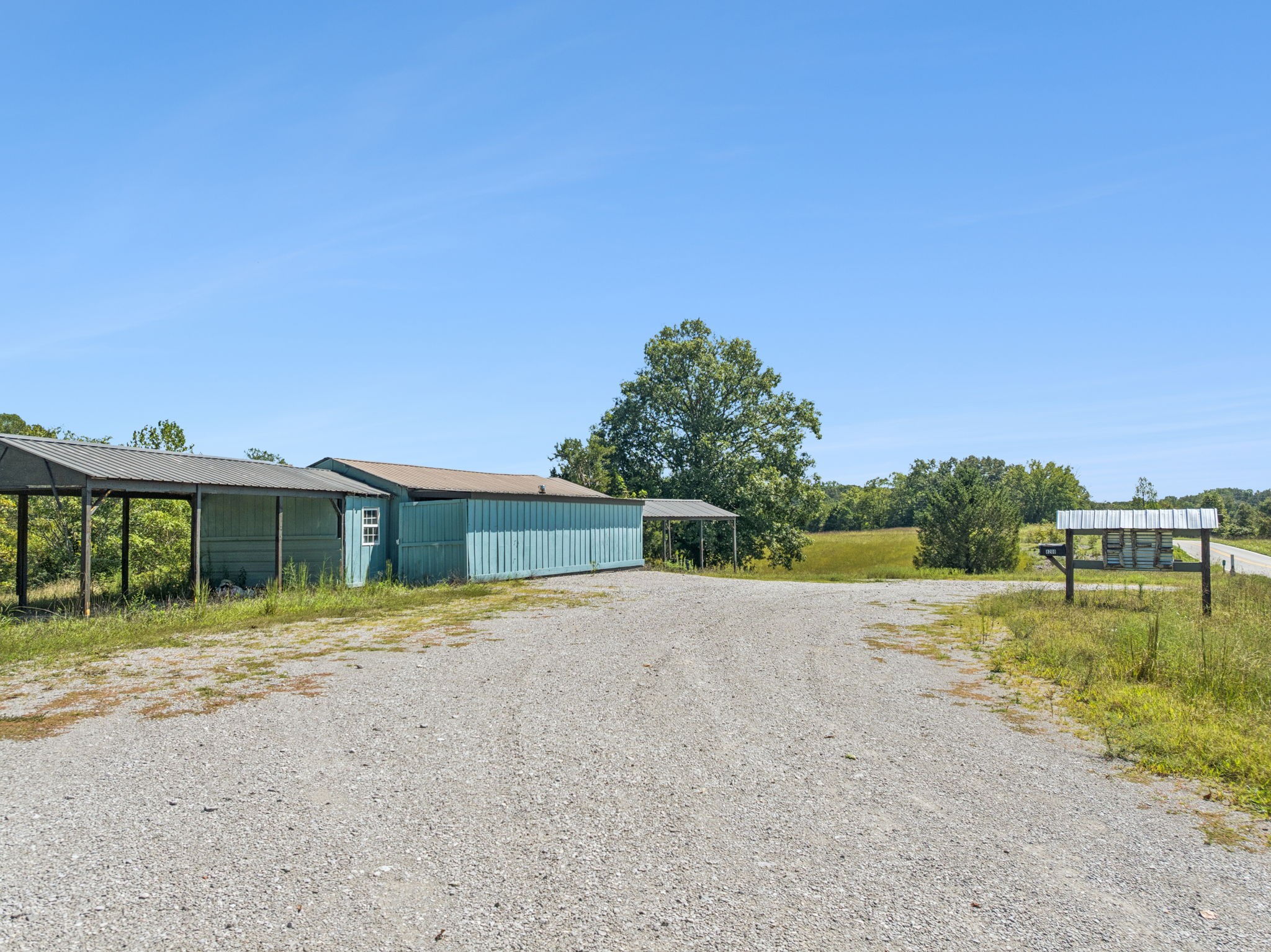 8272 Burgess Falls Road Baxter TN 38544