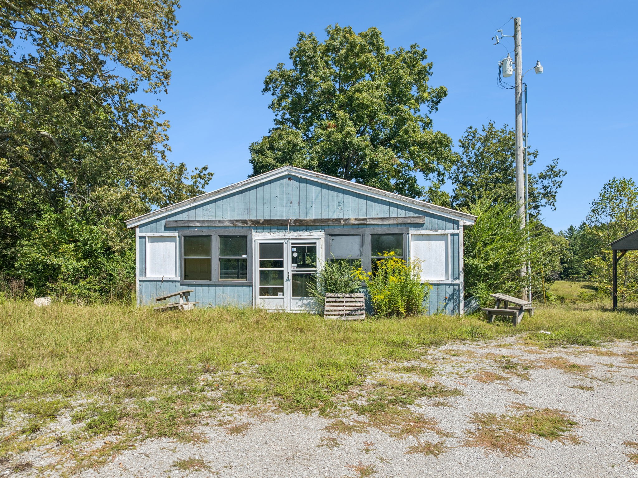 8272 Burgess Falls Road Baxter TN 38544