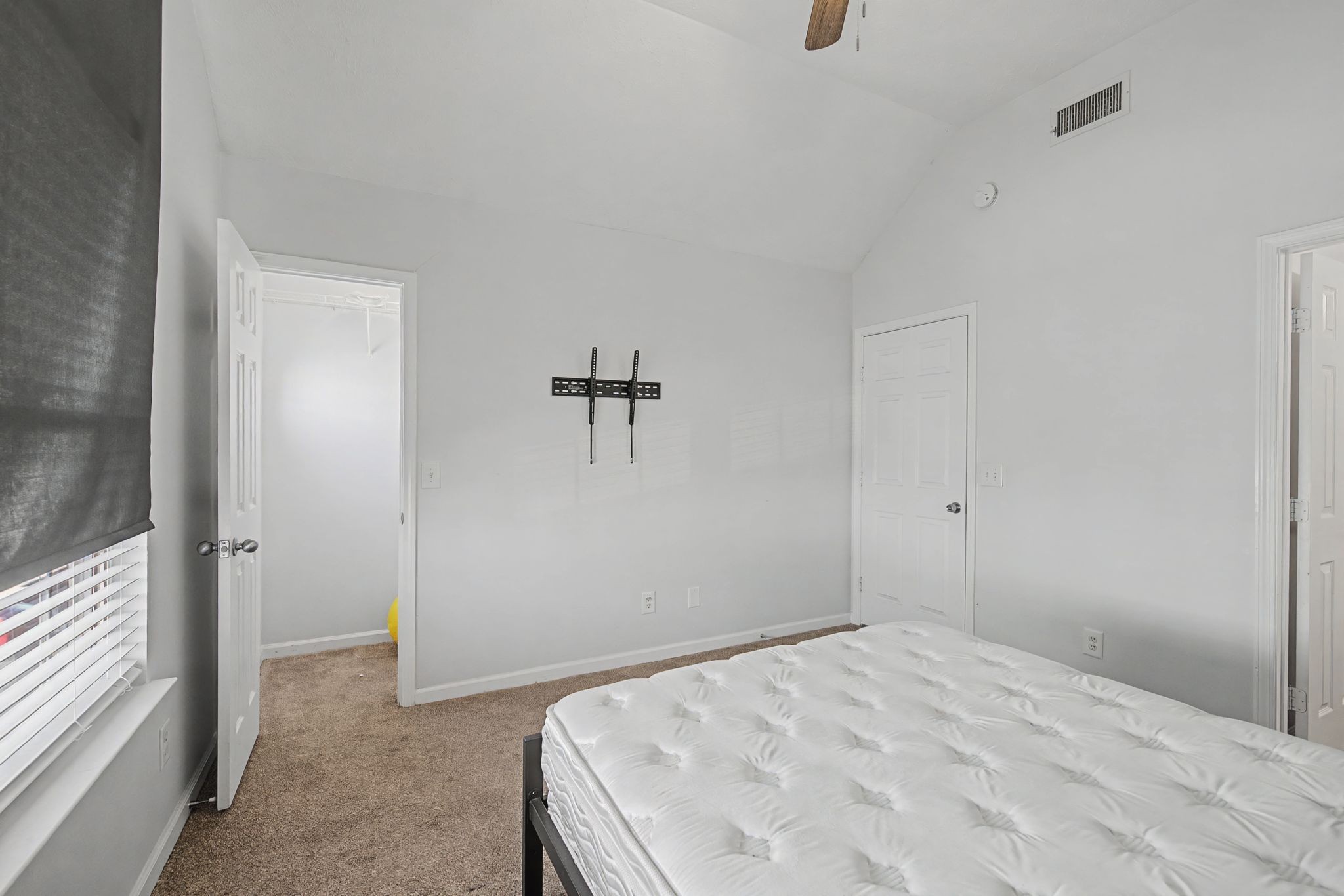 8060 Logan Drive La Vergne TN 37086