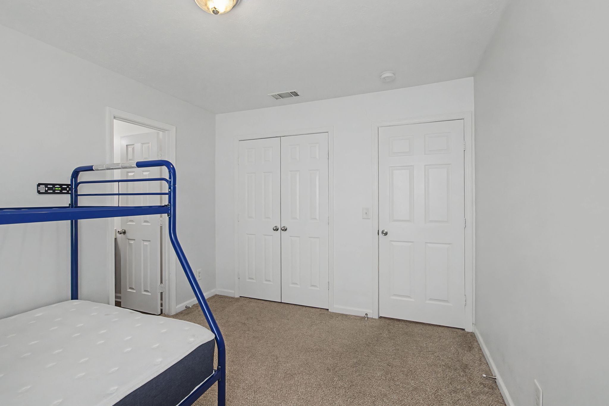 8060 Logan Drive La Vergne TN 37086