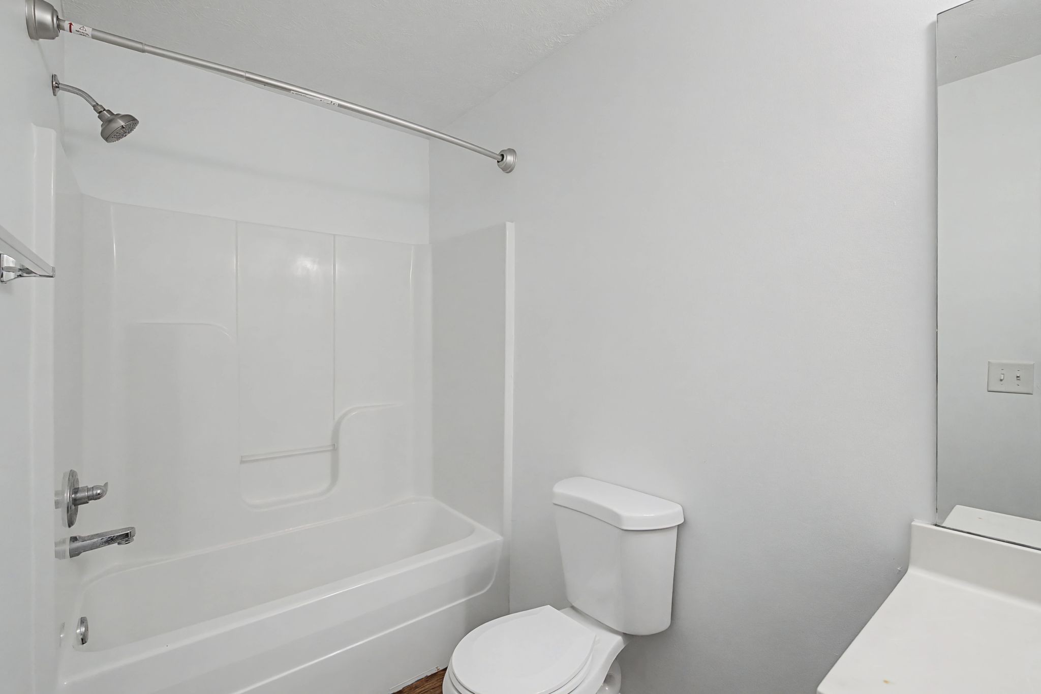 8060 Logan Drive La Vergne TN 37086