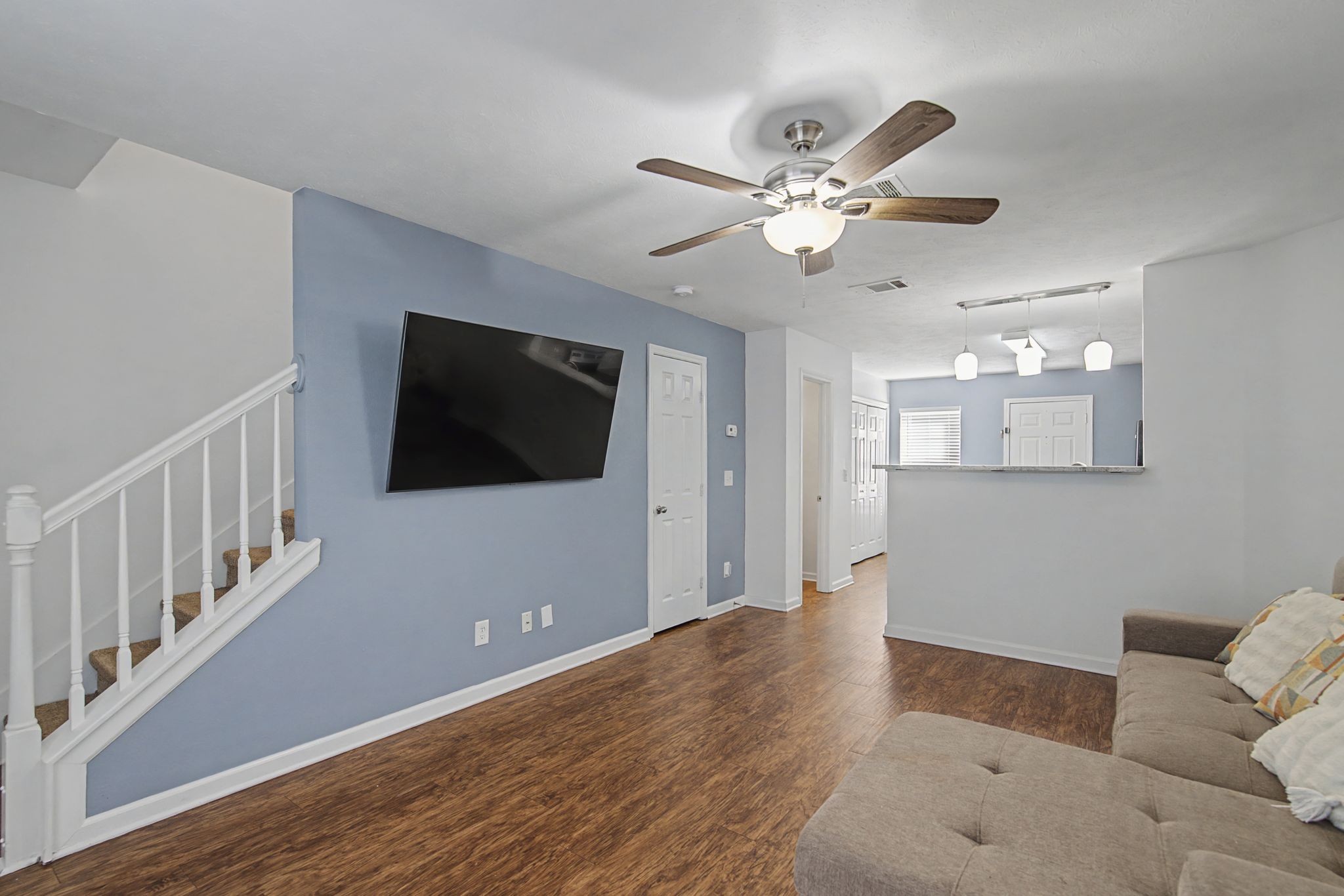 8060 Logan Drive La Vergne TN 37086