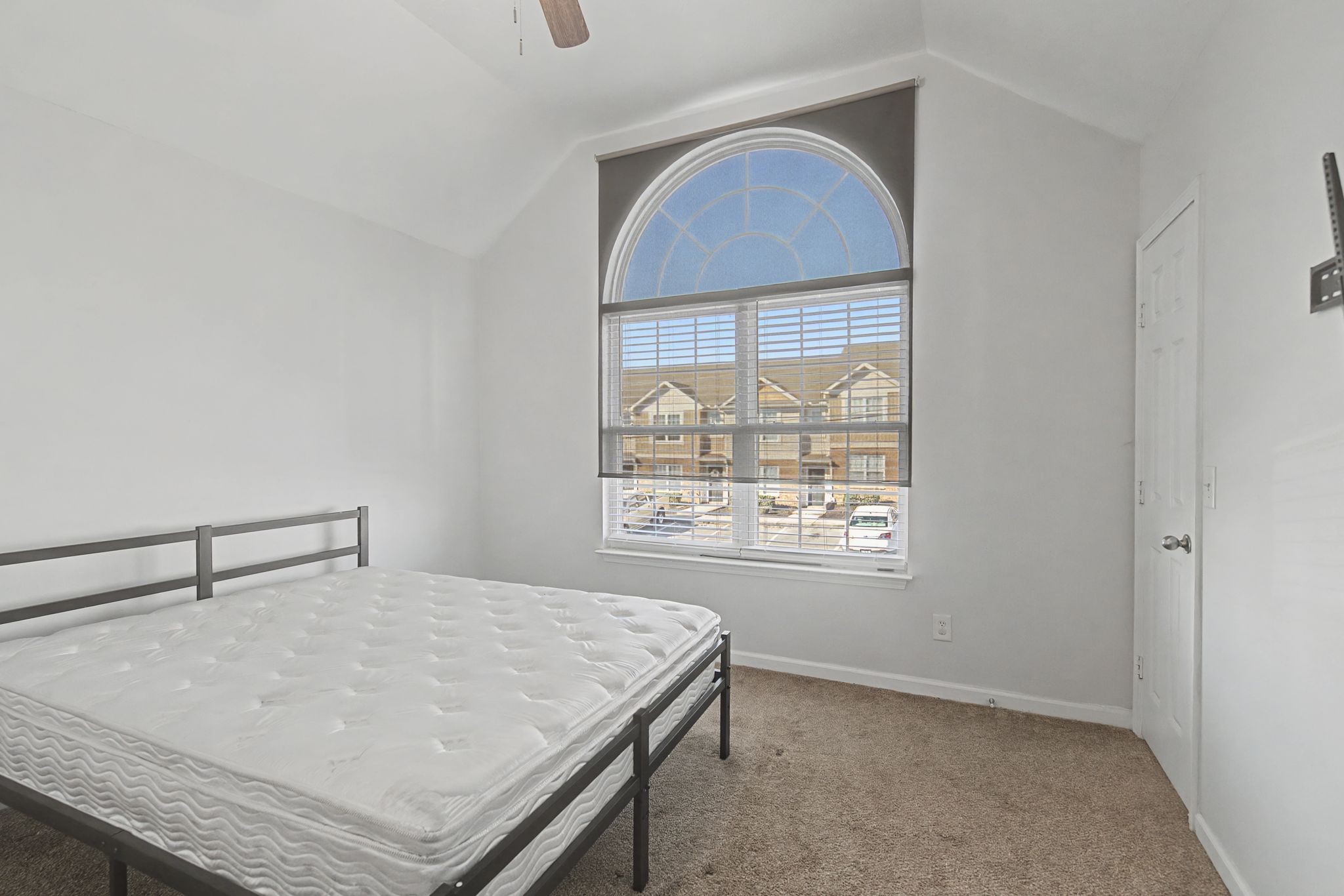 8060 Logan Drive La Vergne TN 37086