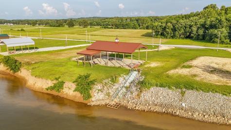 753 River Front Drive Clifton TN 38425