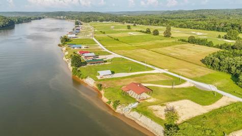 753 River Front Drive Clifton TN 38425